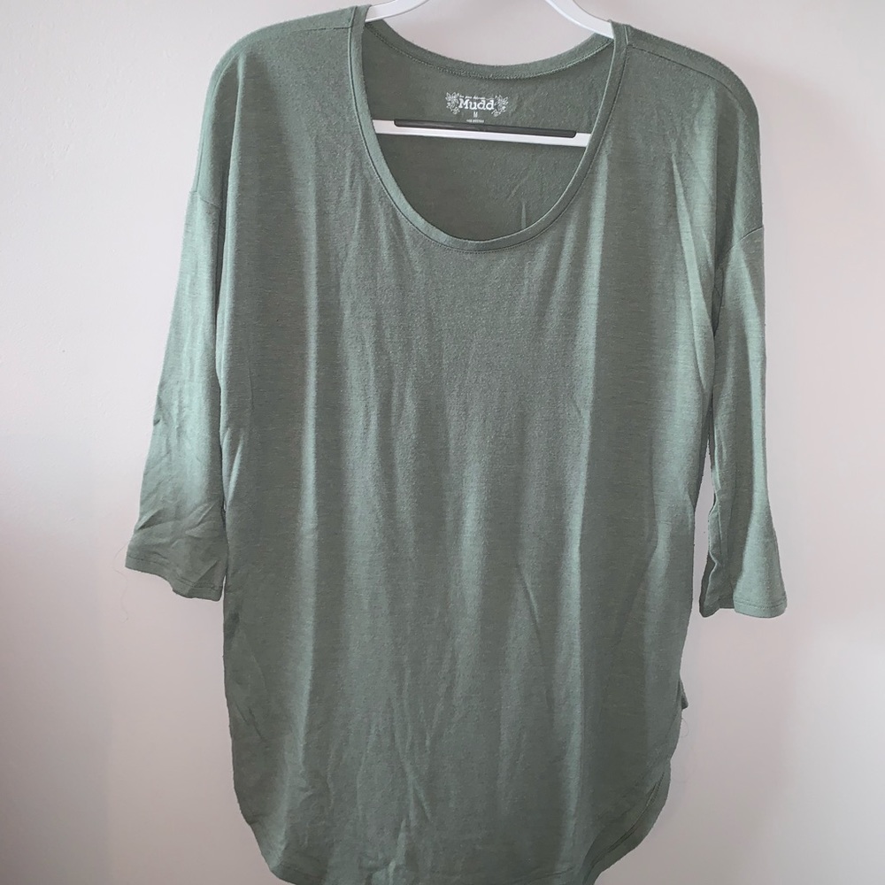 quarter sleeve shirt